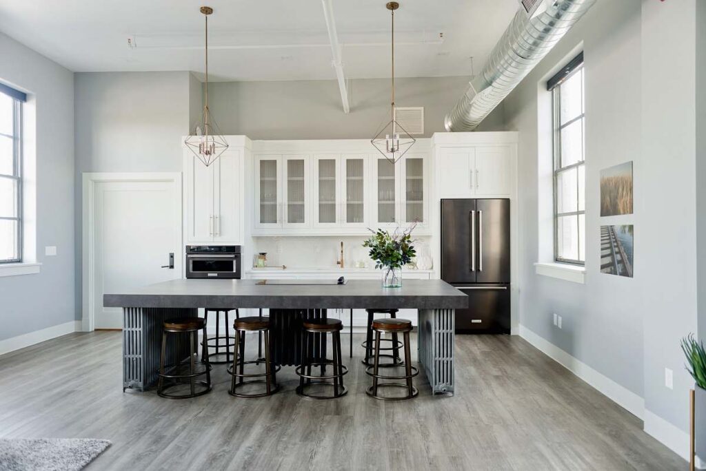 How to Choose the Right Flooring for Your Home: A Guide to the Most Popular Options
