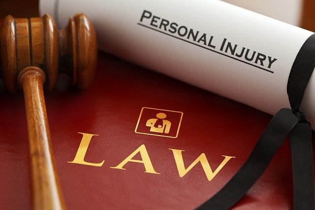 Why You Shouldn't Handle an Accident Claim Alone: The Benefits of Legal Representation