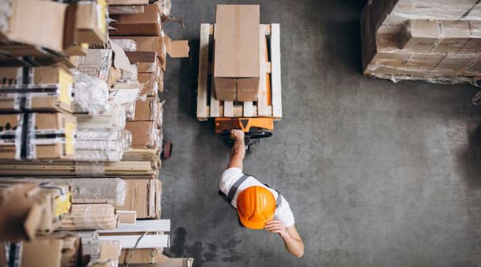 How to Reduce Warehouse Energy Costs with Sustainable Practices