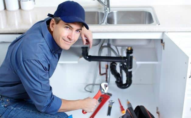 Don't Get Soaked! Expert Tricks for Choosing a Top-notch Plumber in 2023